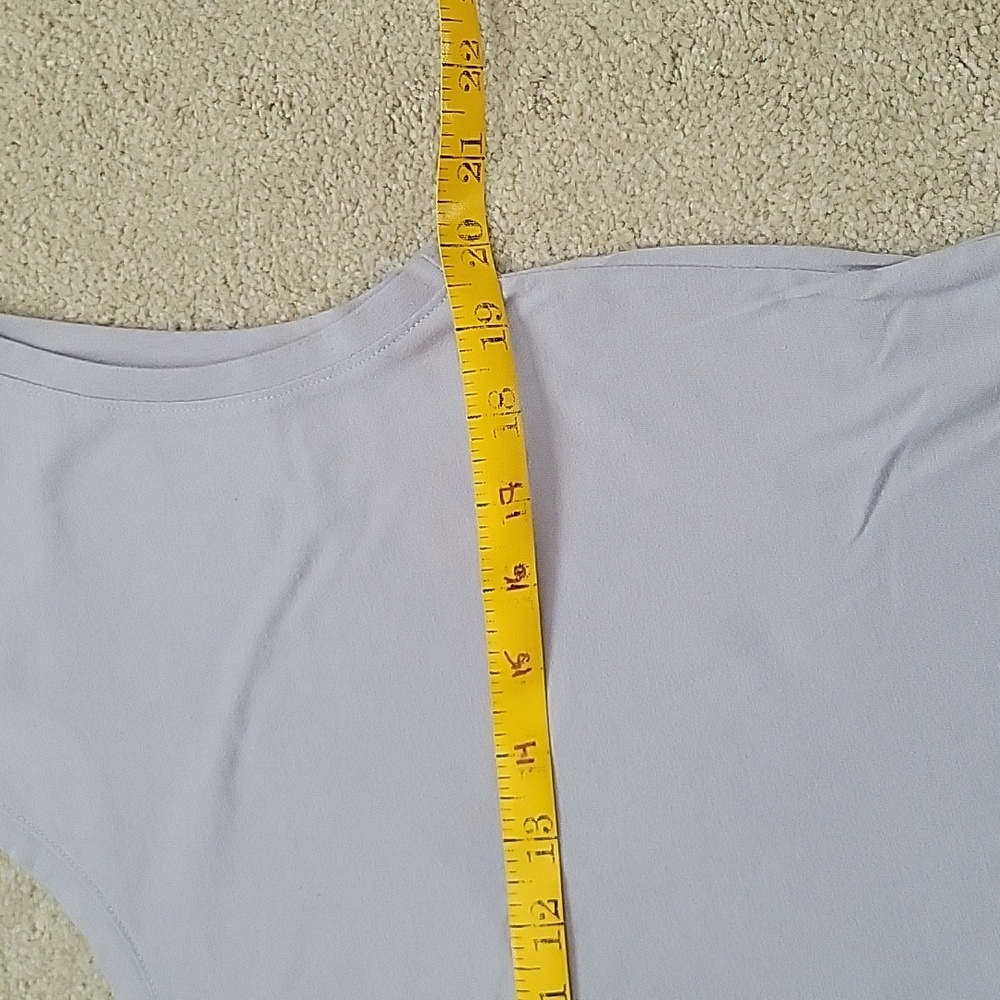 Boxy Fabletics T Shirt - Picture 6 of 6